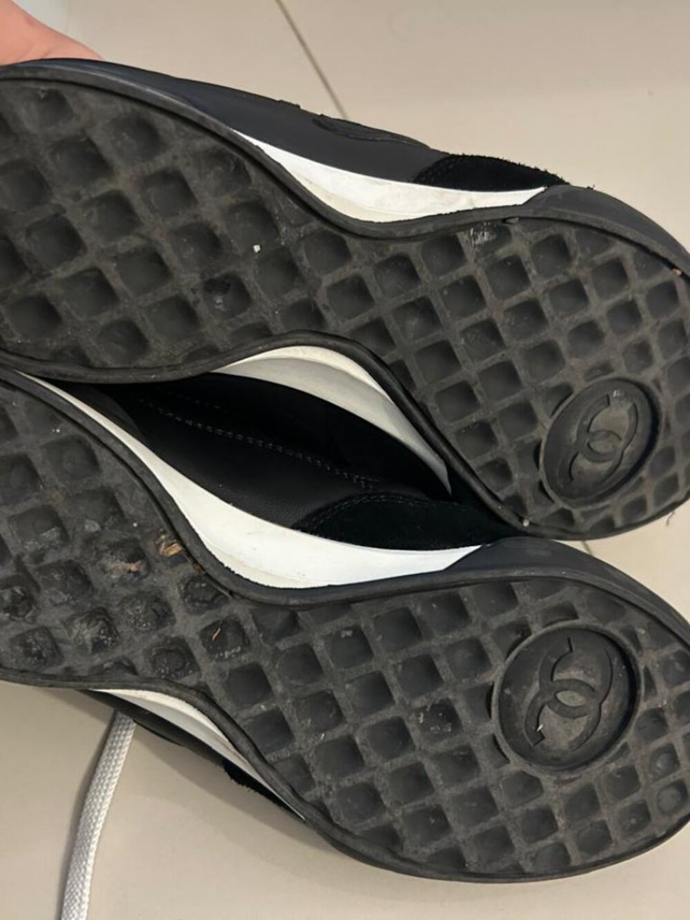 CHANEL SNEAKERS - Picture 9 of 9